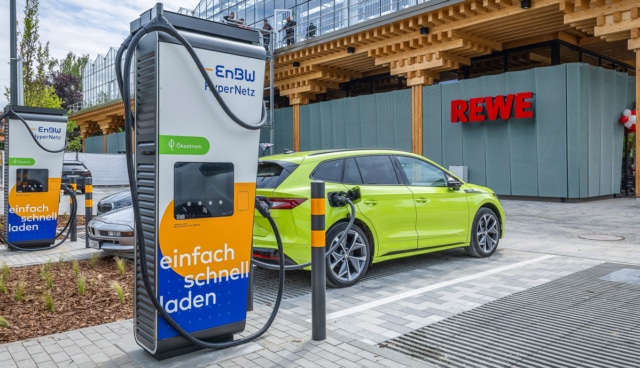 EnBW-Schnellladestation-REWE
