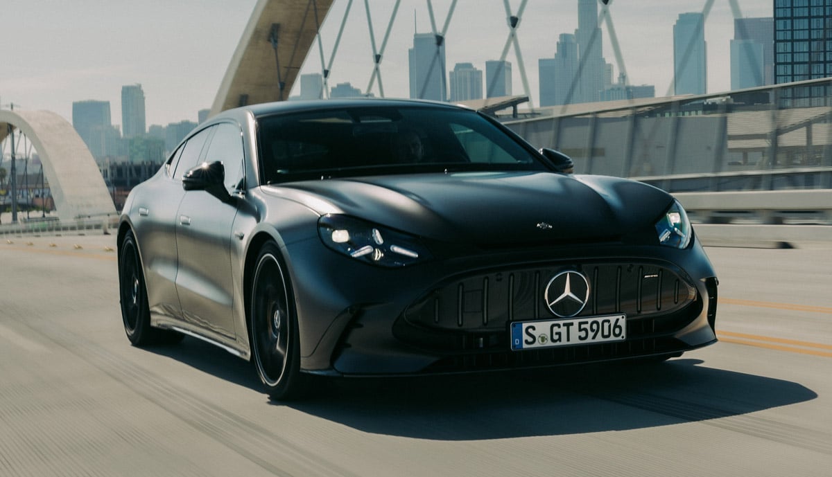 Mercedes-AMG-GT-4-Tuerer-Coupe