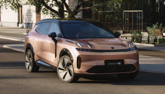 Lynk-Co-08
