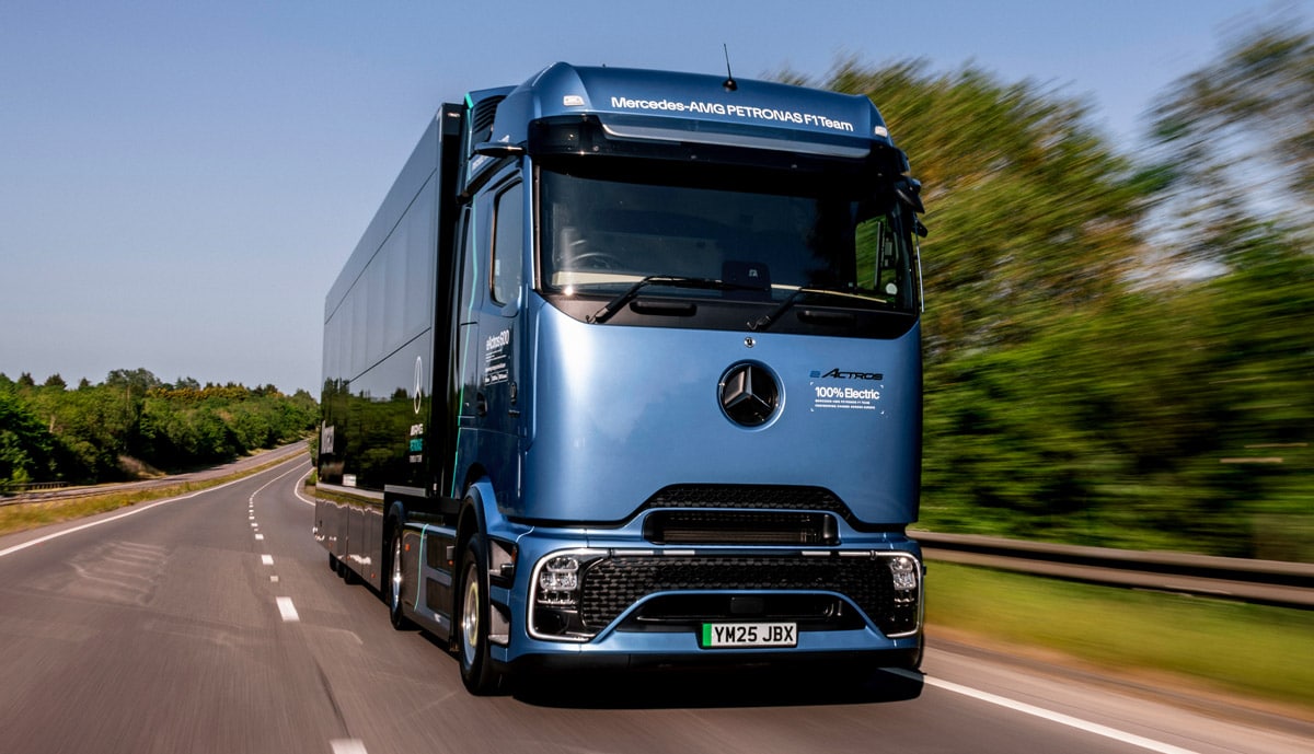 Mercedes_AMG_PETRONAS_F1_Team_electric_truck
