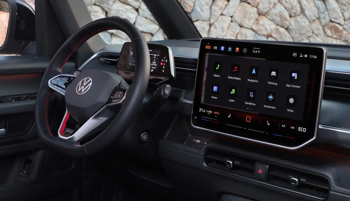 VW-ID.-Buzz-GTX-Cockpit