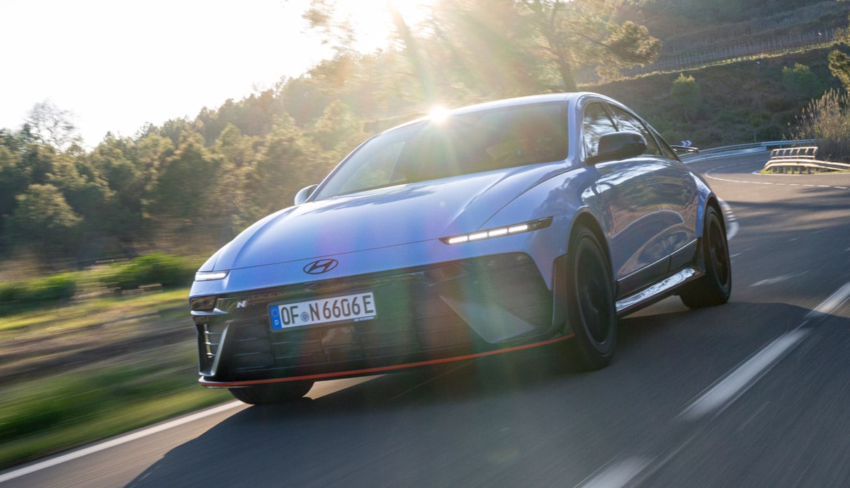 Hyundai-Ioniq-6-N