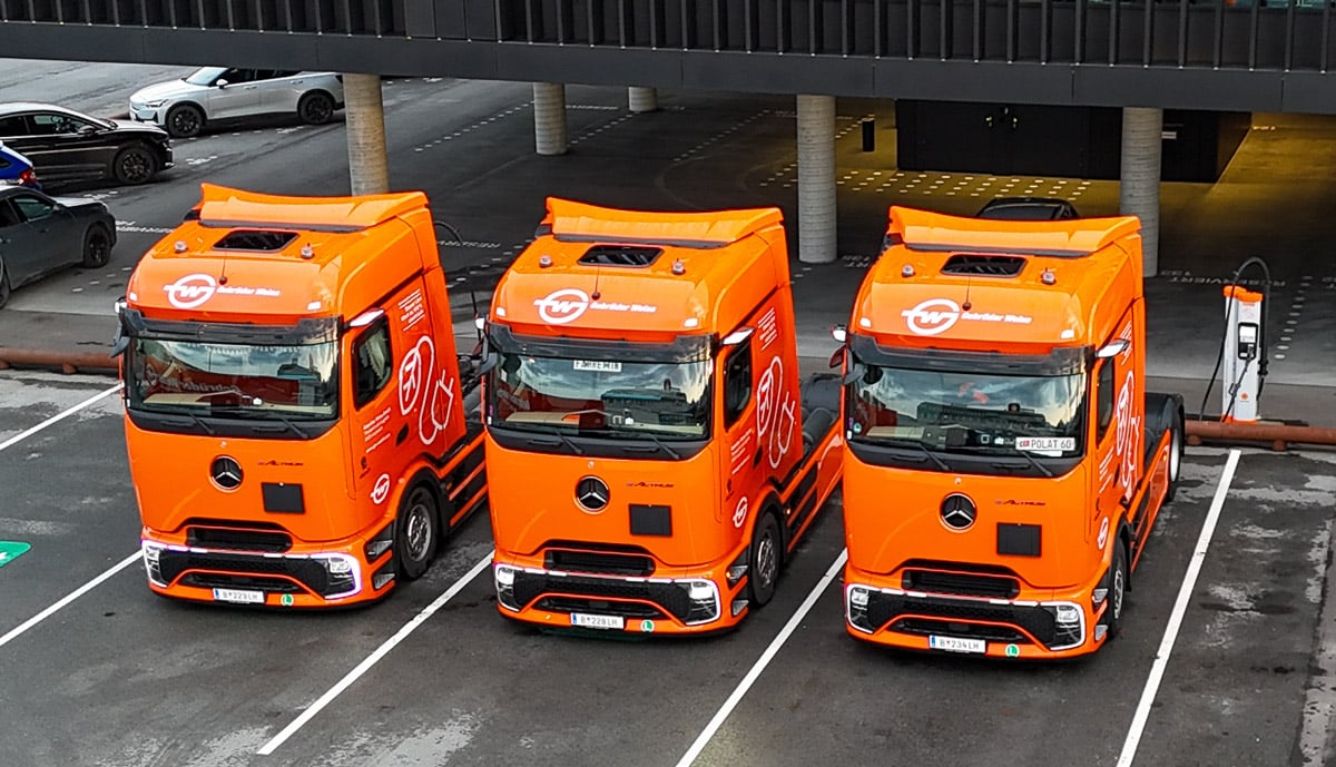 Mercedes-eActros-Gebrueder-Weiss