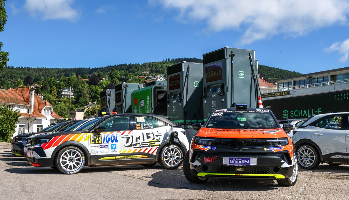 Opel-Mokka-GSE-Rally–Opel-Mokka-GSE-Rally-Schnellladestationen