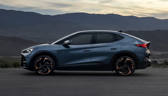 cupra_tavascan_blue_100side