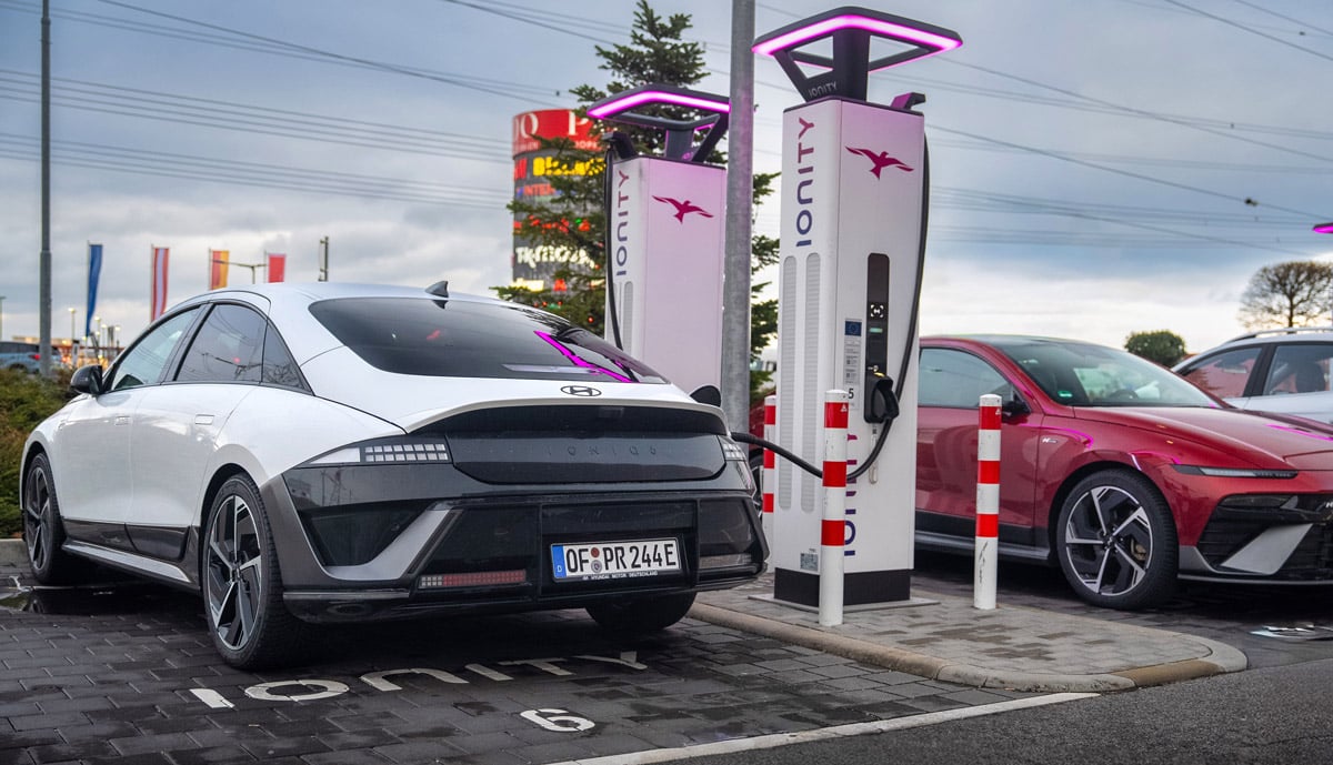 hyundai-ioniq-6-ionity