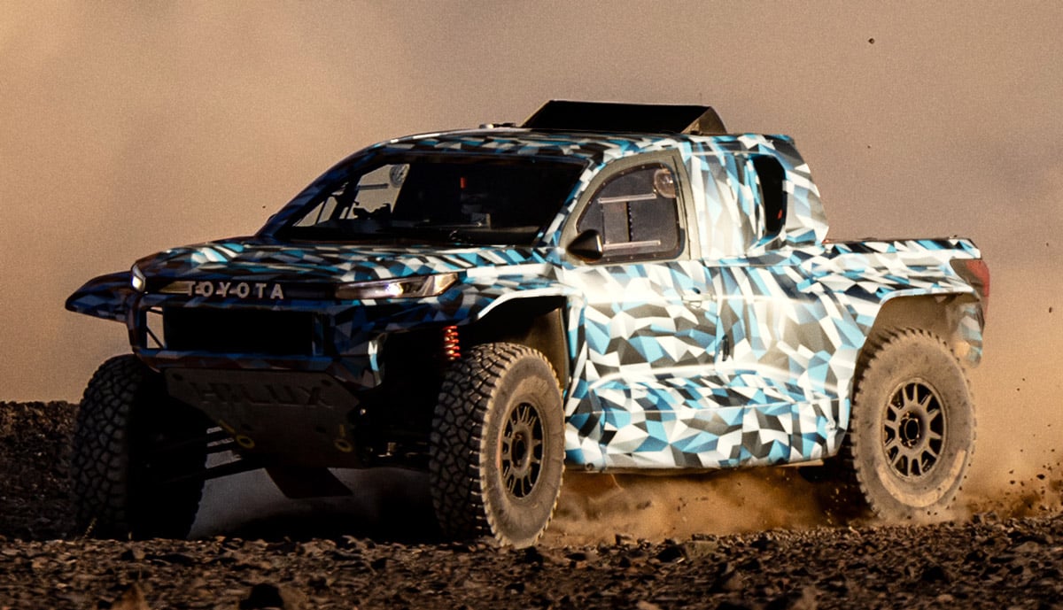toyota-fuel-cell-hilux-prototype-rally-dakar-2