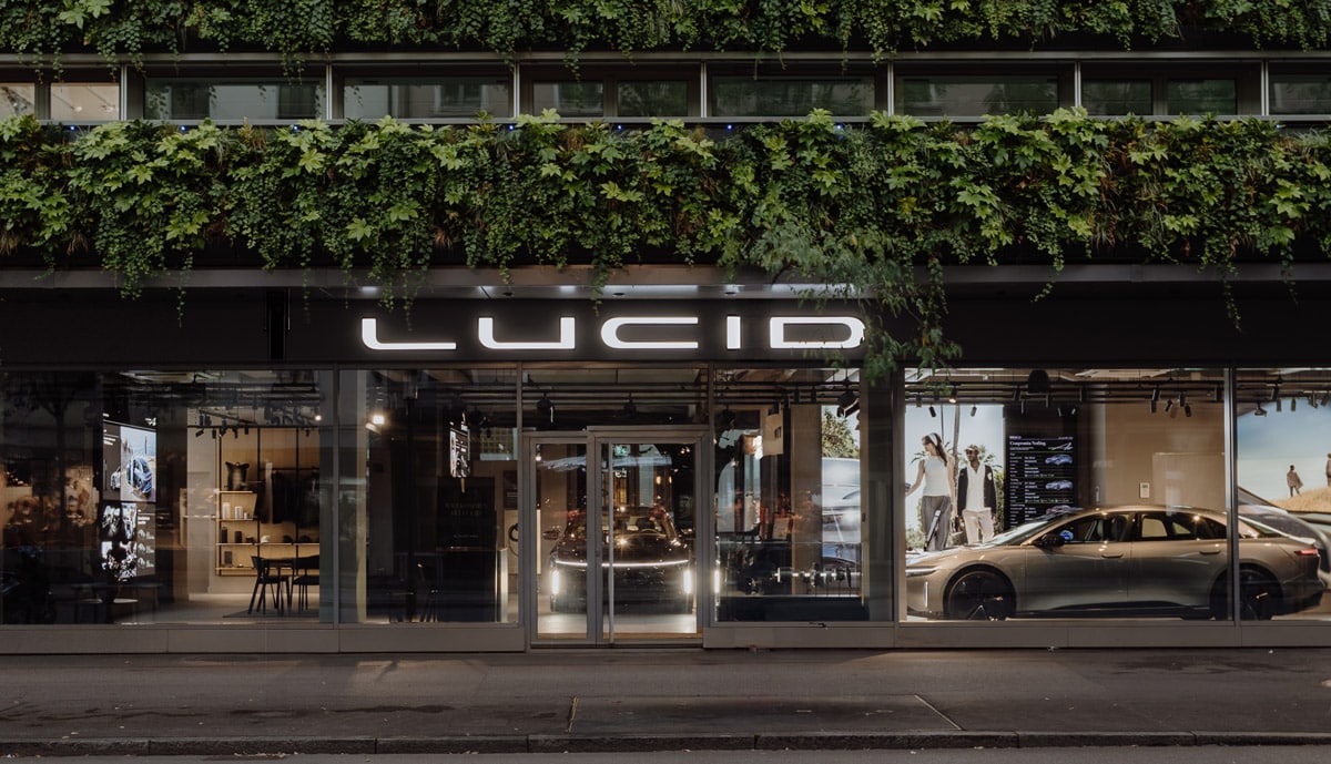 Lucid-Showroom-1