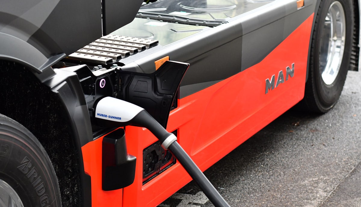 MAN-eTruck_Laden