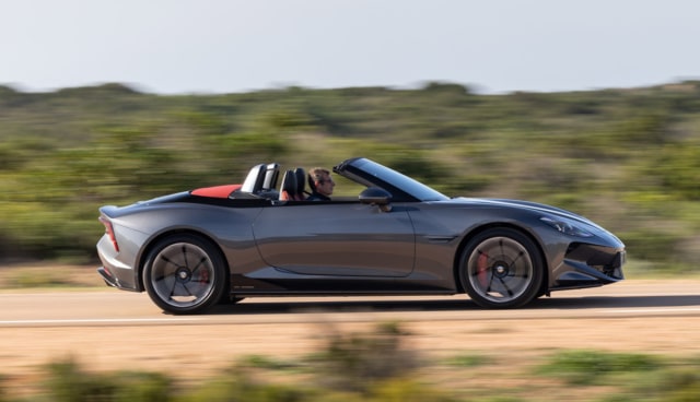 MG-Cyberster-77-kWh-XPower