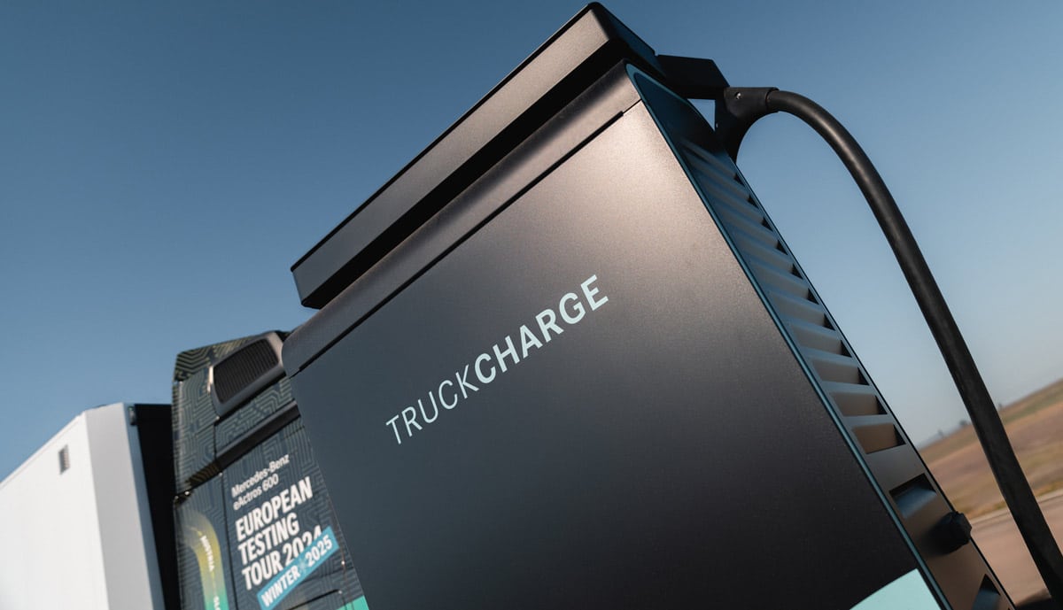 Mercedes-Truck-Charge