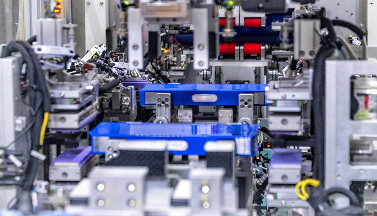 Europa will bei Batteriezellen zu Asien aufschließen. Experte Heimes fordert dafür langfristige Förderung und mehr eigene Technologie.