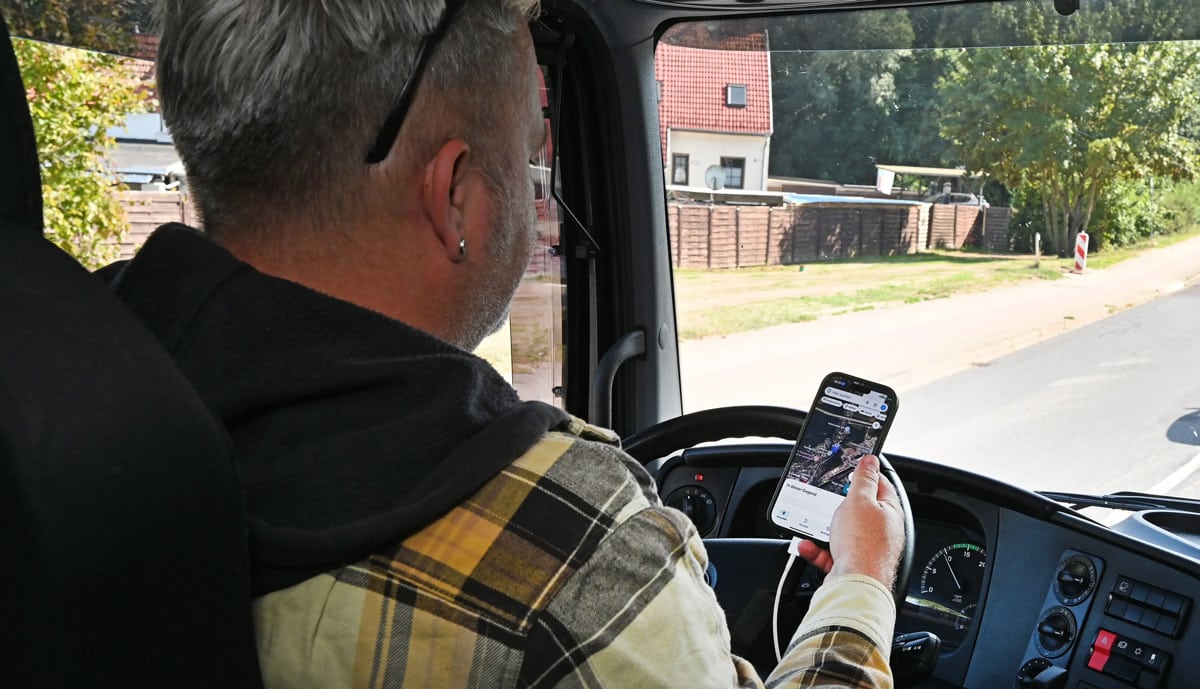 dekra-ablenkung-lkw-