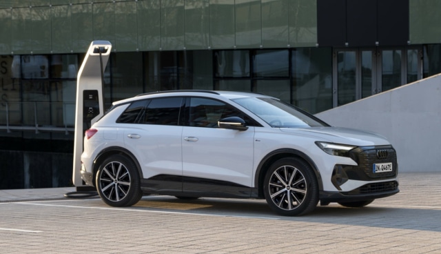 Audi-Q4-40-e-tron-