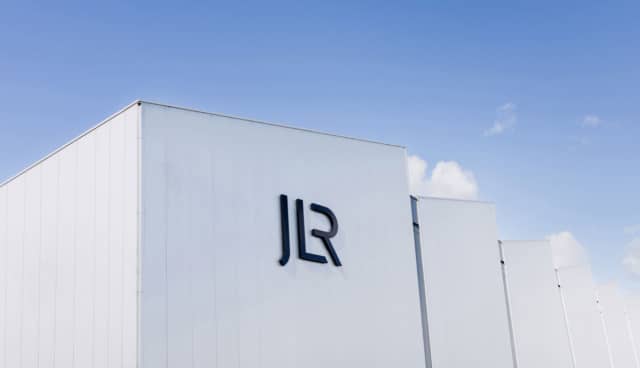 JLR-Logo-in-Situ