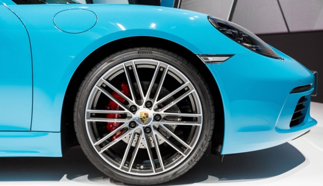 Porsche-718-Cayman