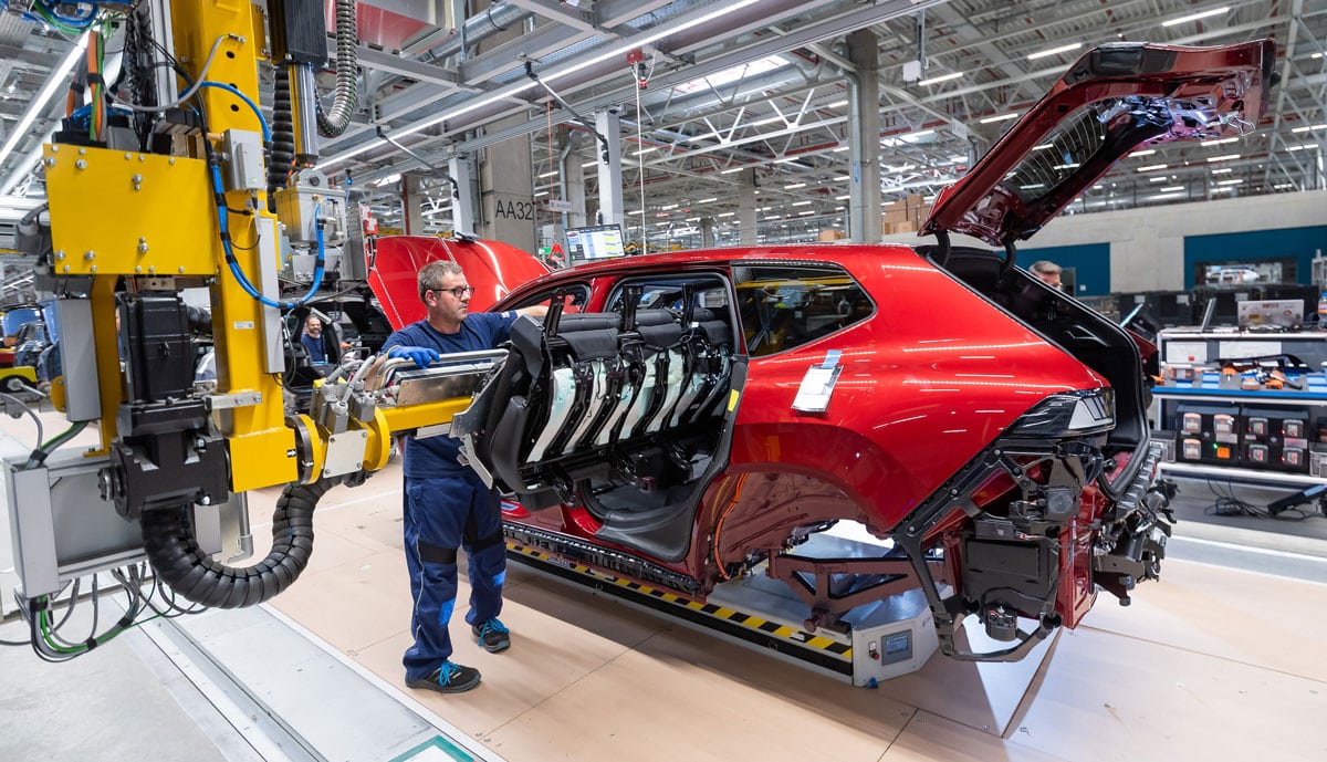BMW-iX3-Produktion-Debrecen