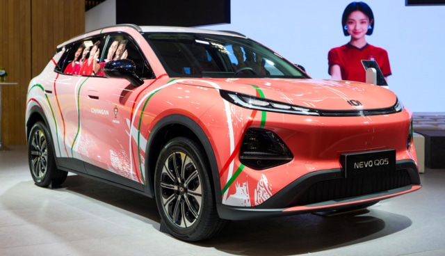 Changan-NEVO-Q05