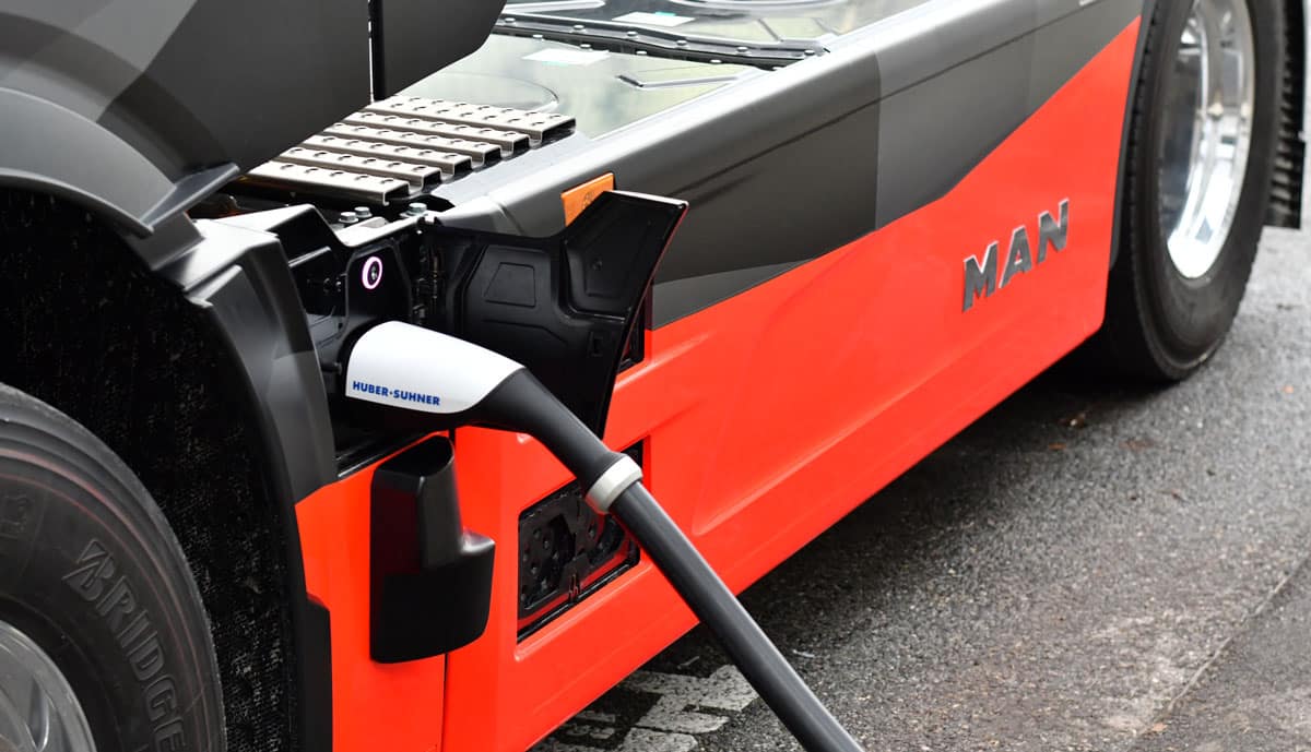 MAN-eTruck-laedt