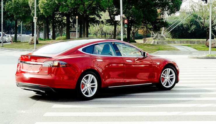 Tesla-Chef: Elektroauto-Limousine Model S das „mit Abstand sicherste Auto“