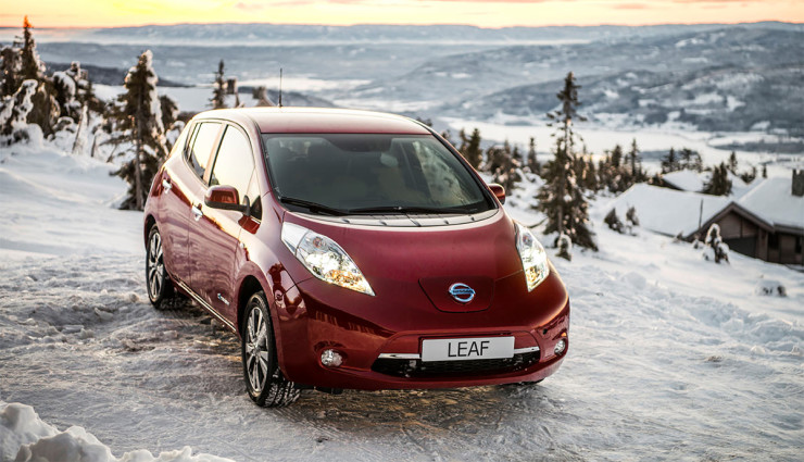 Elektroauto Nissan LEAF jetzt mit 250 km Norm-Reichweite