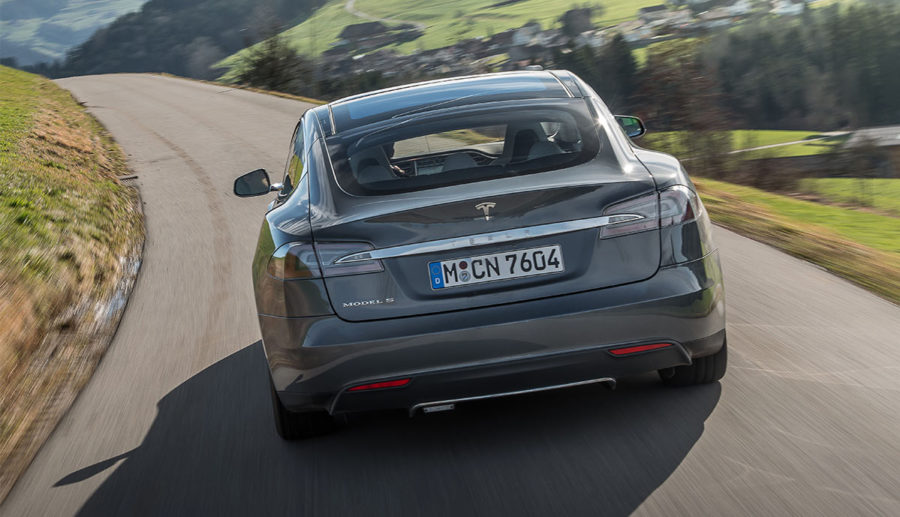 Ex-BMW-Vorstand über Tesla Model S: „Das schafft kein Zwölfzylinder“