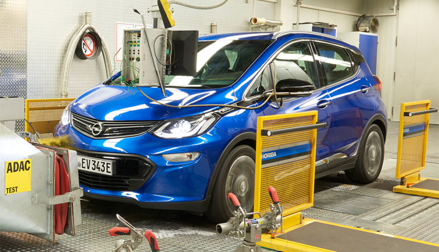 Opel Ampera-e überzeugt im ADAC-Test