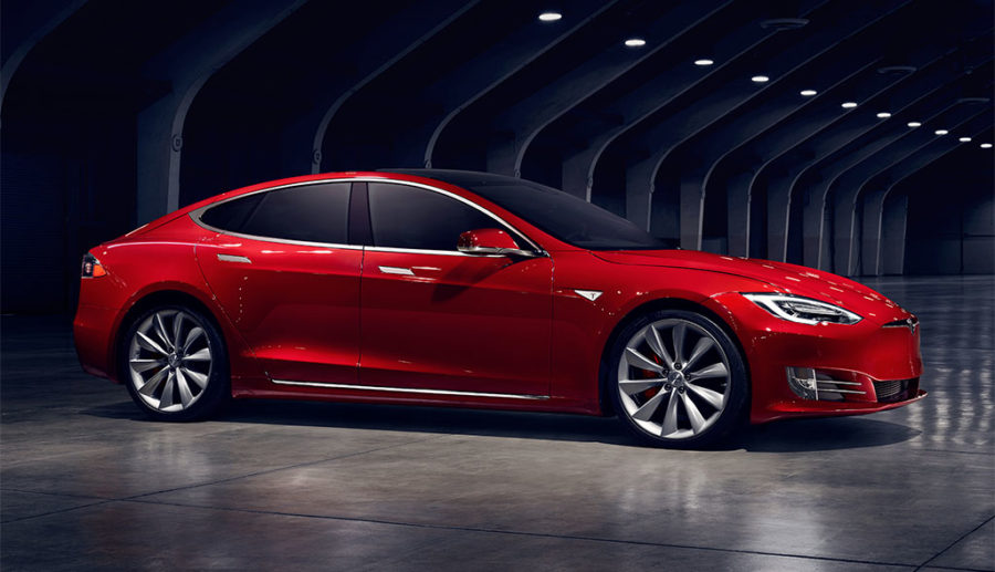 Tesla plant minimalistisches Interieur für Model S und Model X