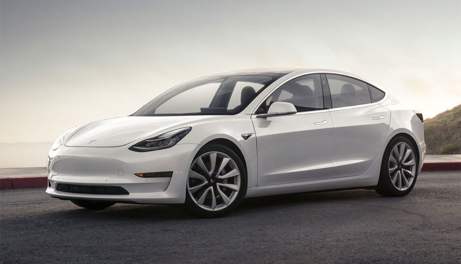 Tesla Model 3 kommt in erste deutsche Verkaufspunkte