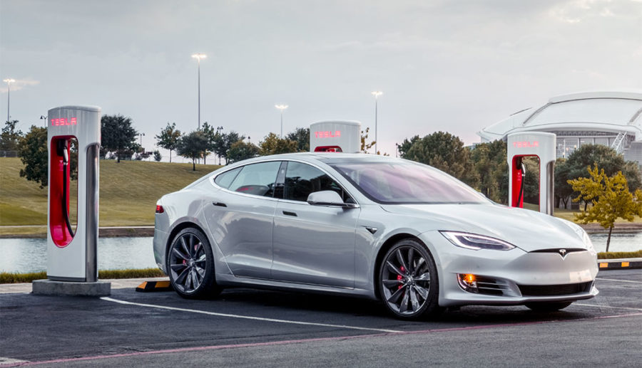 Tesla plant mehr Supercharger-Schnelllader, Öffnung für Fremdfabrikate weiter möglich