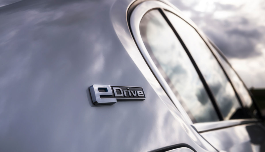 Bericht: BMW 5er soll "mindestens zwei" Elektroauto-Varianten erhalten