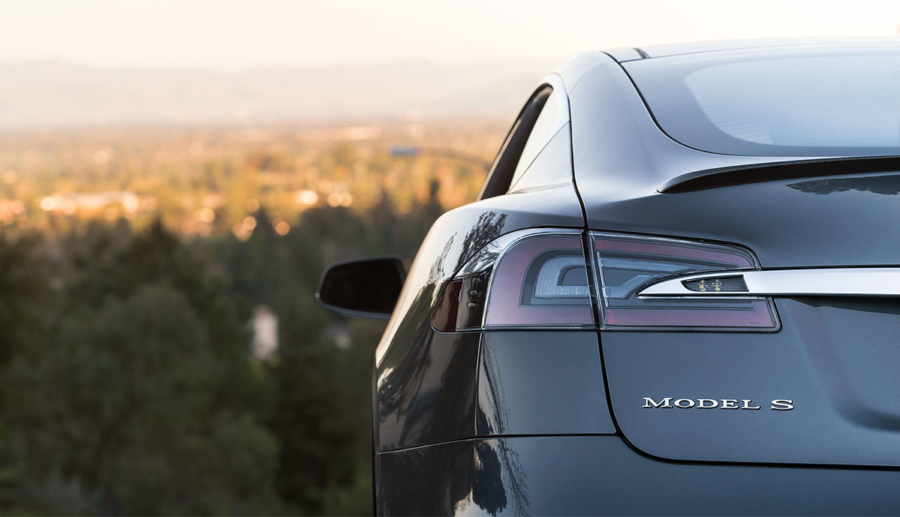 Tesla prüft Fabrik für Elektroautos in Niedersachsen